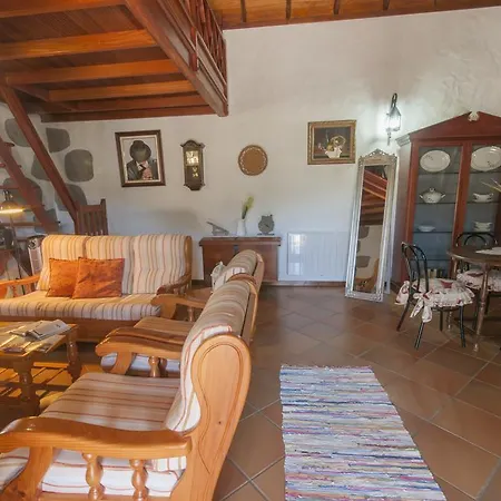 Los Bermejales Holiday home *